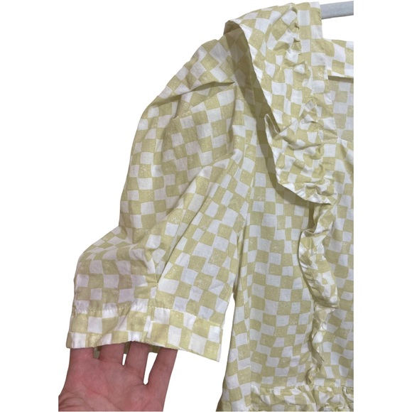 Super Cute Checkered Puff Sleeve Summer Top, Size M - Picture 3 of 6